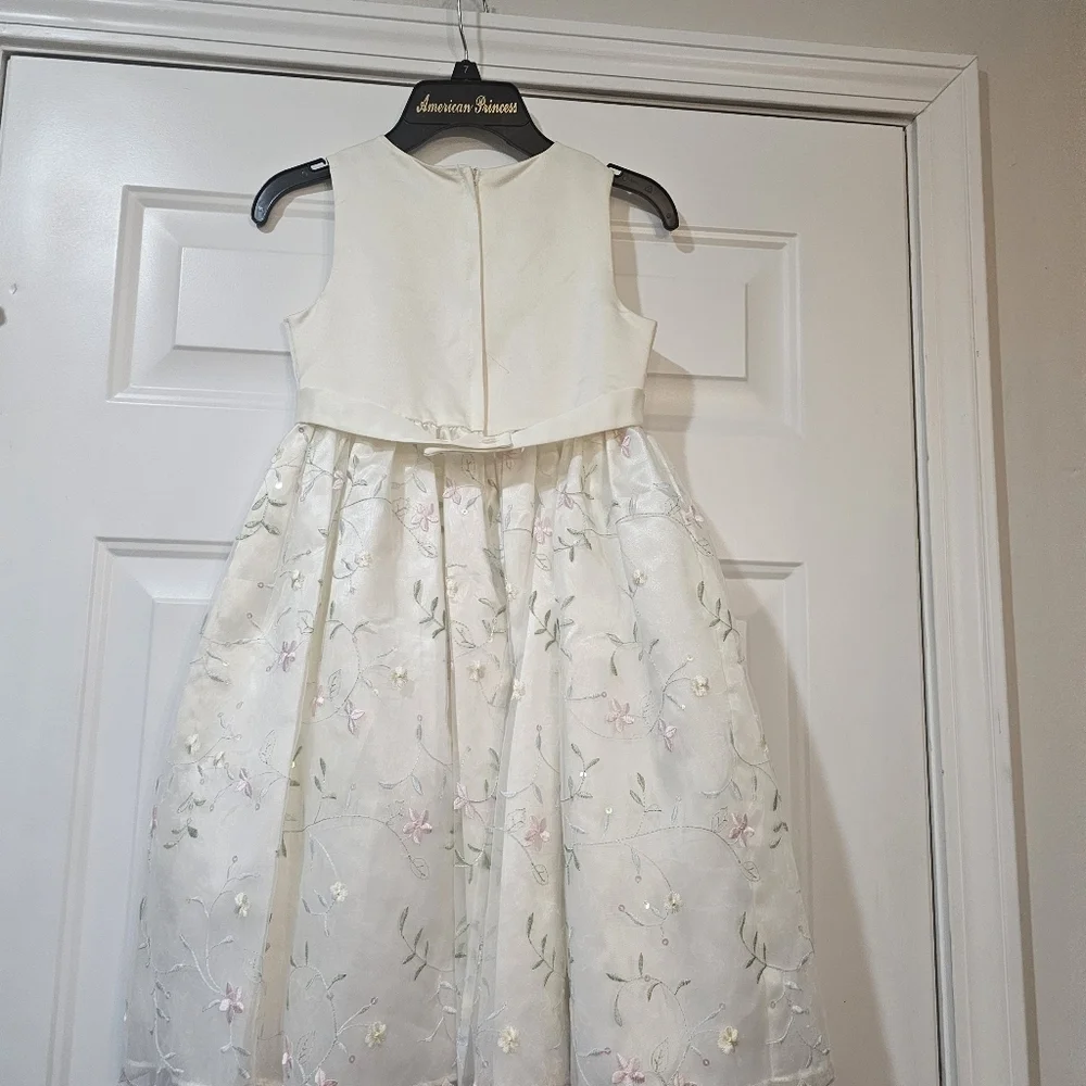 Elegant White Floral Kids Dress